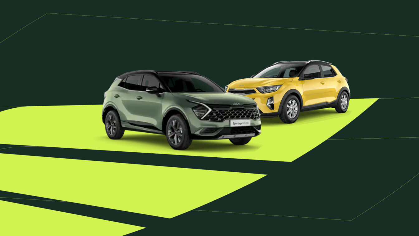 Auto e linee dinamiche e moderne su background verde scuro e verde acido, rappresentano l'immagine di brand di AutoRoyal Company