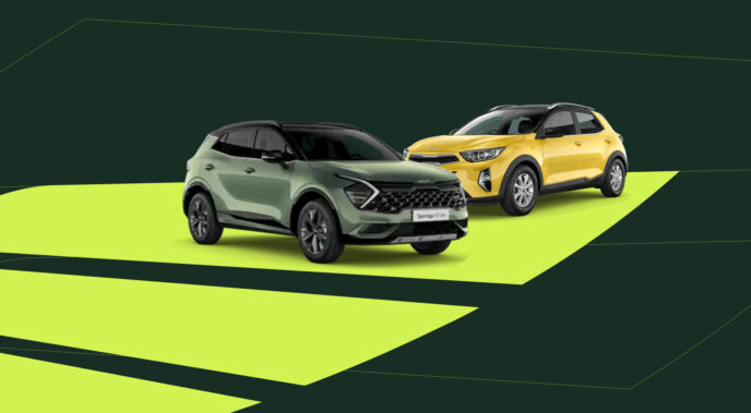 Auto e linee dinamiche e moderne su background verde scuro e verde acido, rappresentano l'immagine di brand di AutoRoyal Company